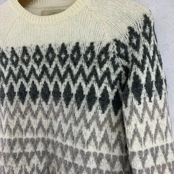 Ann Taylor LOFT Crewneck Brushed Fair Isle Sweater Size Medium Whisper White - Picture 4 of 6